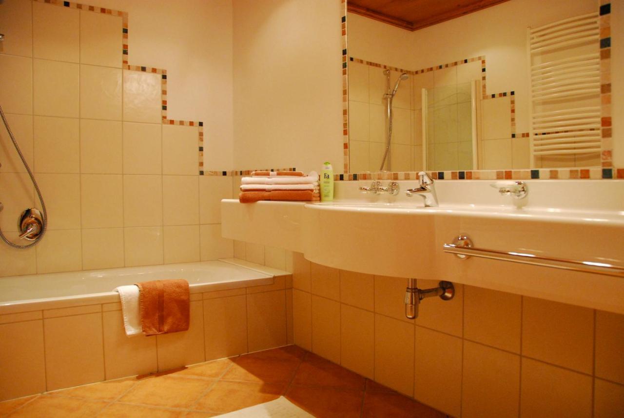 Landhaus Alpensonne Schattwald Room photo