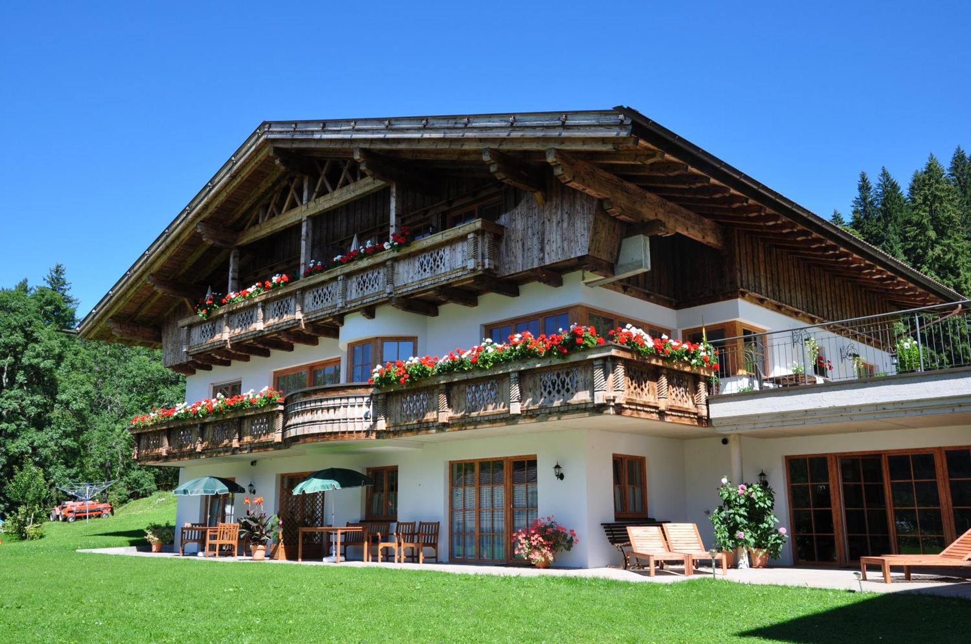 Landhaus Alpensonne Schattwald Exterior photo